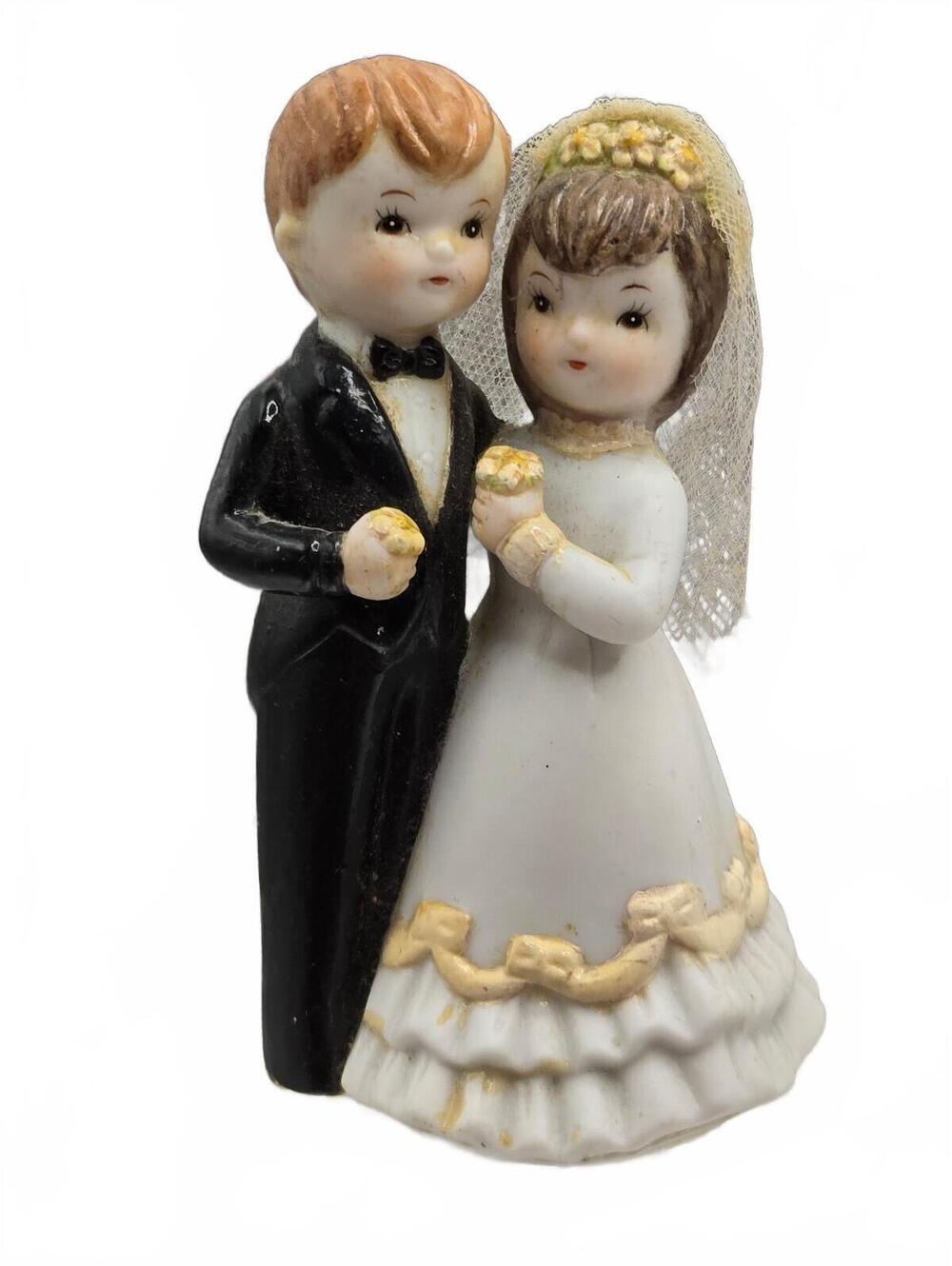 VTG Bride and Groom, Wedding Cake, Topper Figurine, Lefton 1980s
